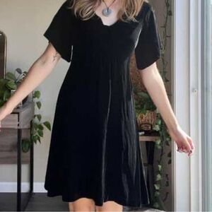 NWT - Banana Republic Elegant Black Velvet Women's Dress